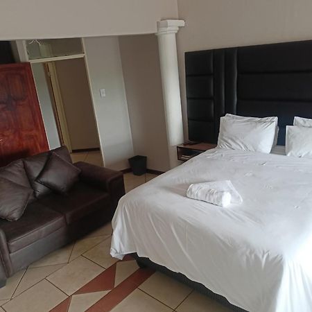 Hotel Early Riser à Ezulwini Extérieur photo